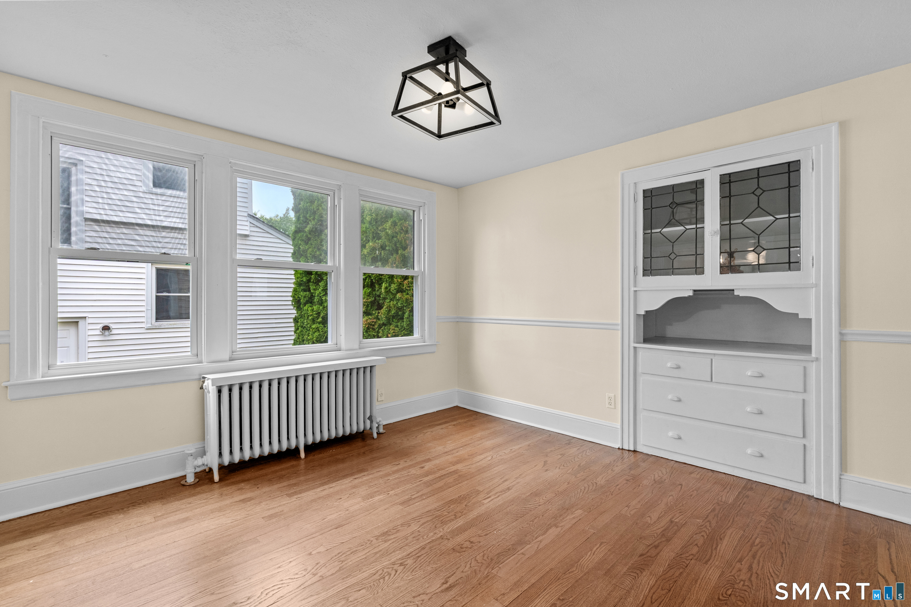 181 Brimfield Road Wethersfield, CT 06109 - Photo 9 of 27
