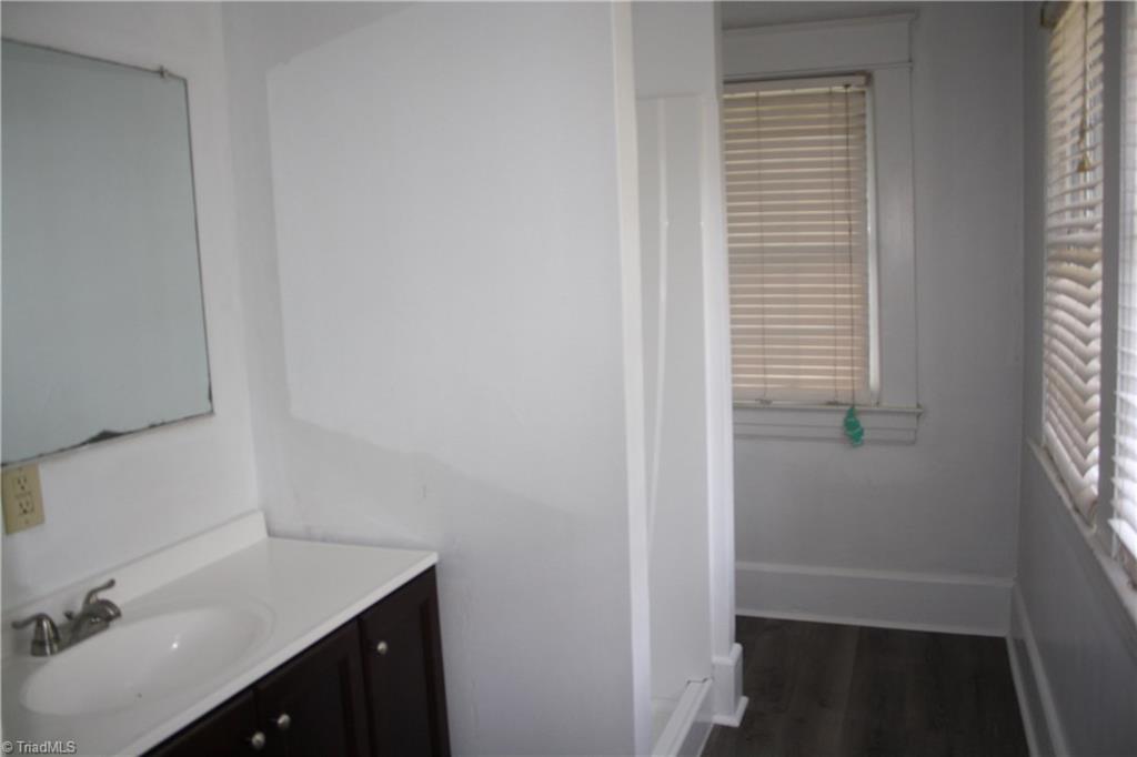 402 Steele Street High Point, NC 27262 - Photo 22 of 26 Second Floor Full Bath #2