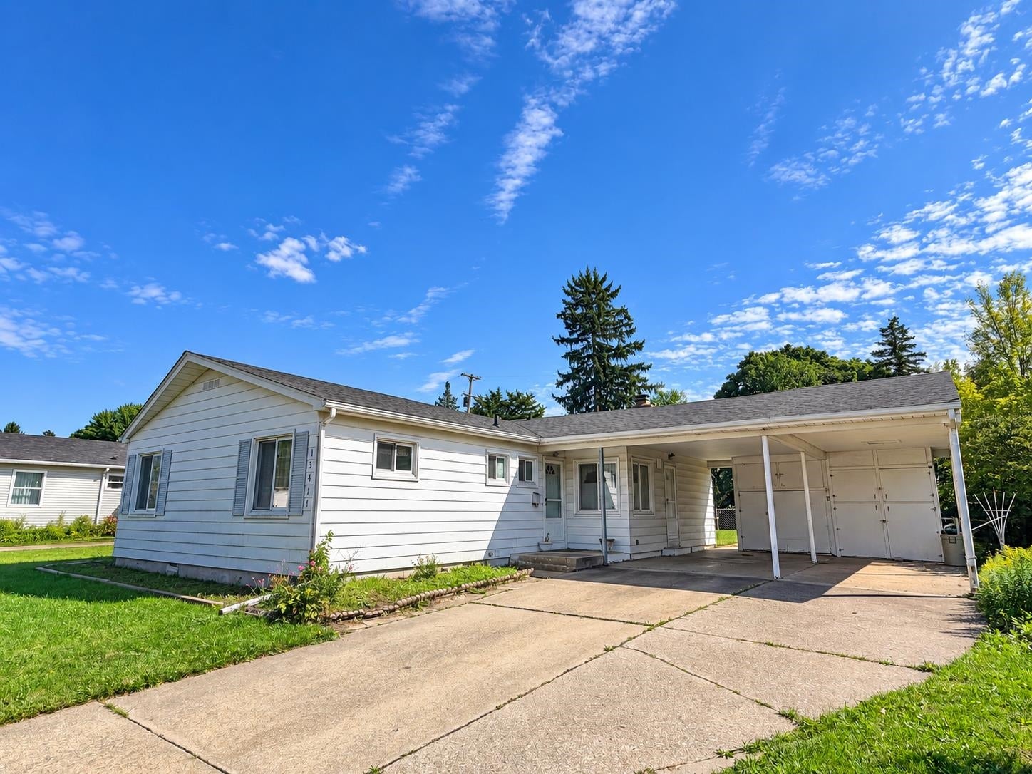 3417 Miller Road Flint, MI 48503 - Photo 1 of 13 Gallery Image 1