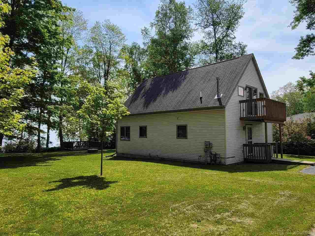 2789 South Lakeshore Road Applegate, MI 48401 - Photo 34 of 47 50044961-33.JPG