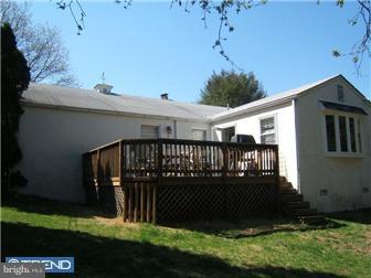 8025 Hammond Road Cheltenham, PA 19012 - Photo 5 of 7