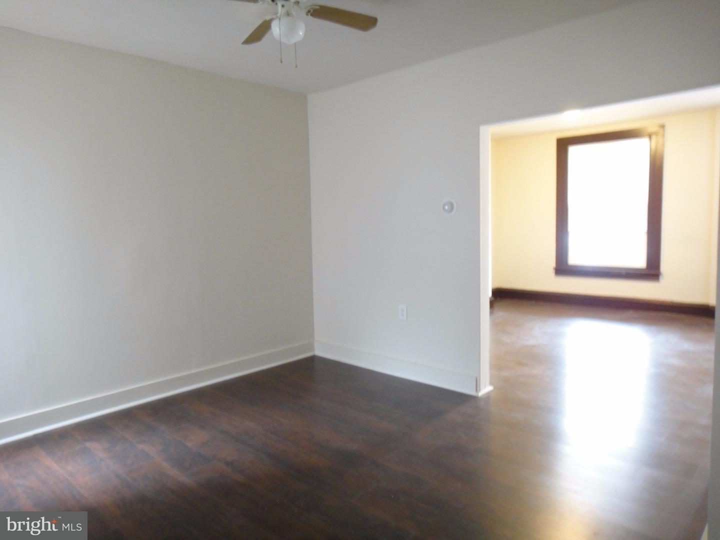 5557 Crowson Street Philadelphia, PA 19144 - Photo 5 of 10 Gallery Image 5