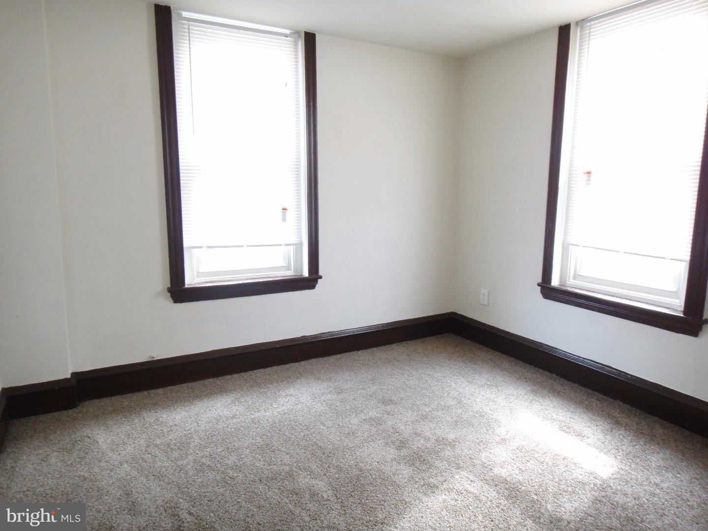 5557 Crowson Street Philadelphia, PA 19144 - Photo 7 of 10 Gallery Image 7