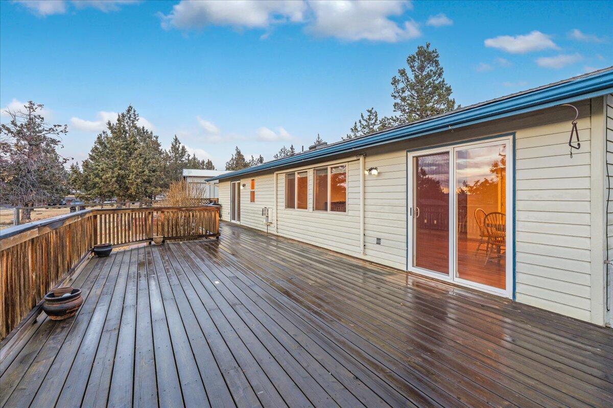10573 Southwest Shad Road Terrebonne, OR 97760 - Photo 30 of 40 Large deck for outdoor enjoyment.