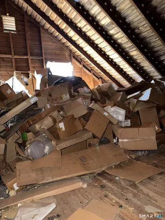 $225,000 | 422 North Brooksvale Road, Cheshire, CT 06410