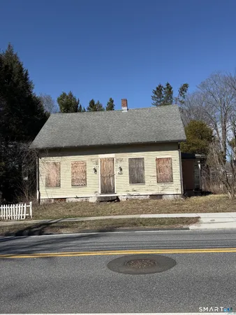 $225,000 | 422 North Brooksvale Road, Cheshire, CT 06410