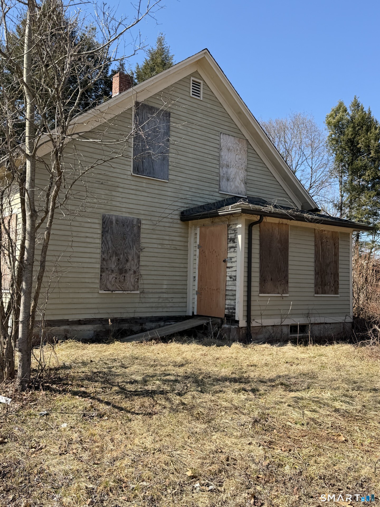 422 North Brooksvale Road Cheshire, CT 06410 - Photo 4 of 20