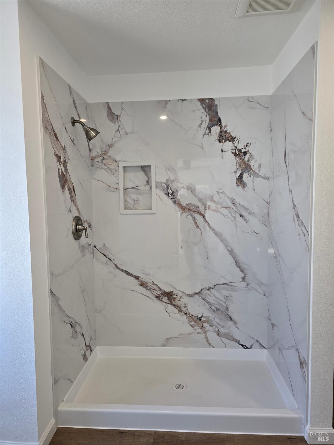 468 Colonial Park Drive Santa Rosa, CA 95403 - Photo 20 of 26 a bathroom with a bathtub and a shower