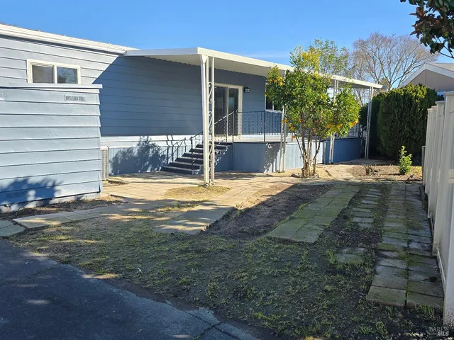 $237,500 | 468 Colonial Park Drive, Santa Rosa, CA 95403