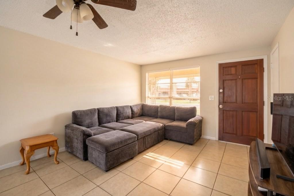 205 Miller Mac Road Apollo Beach, FL 33572 - Photo 6 of 27 Gallery Image 6