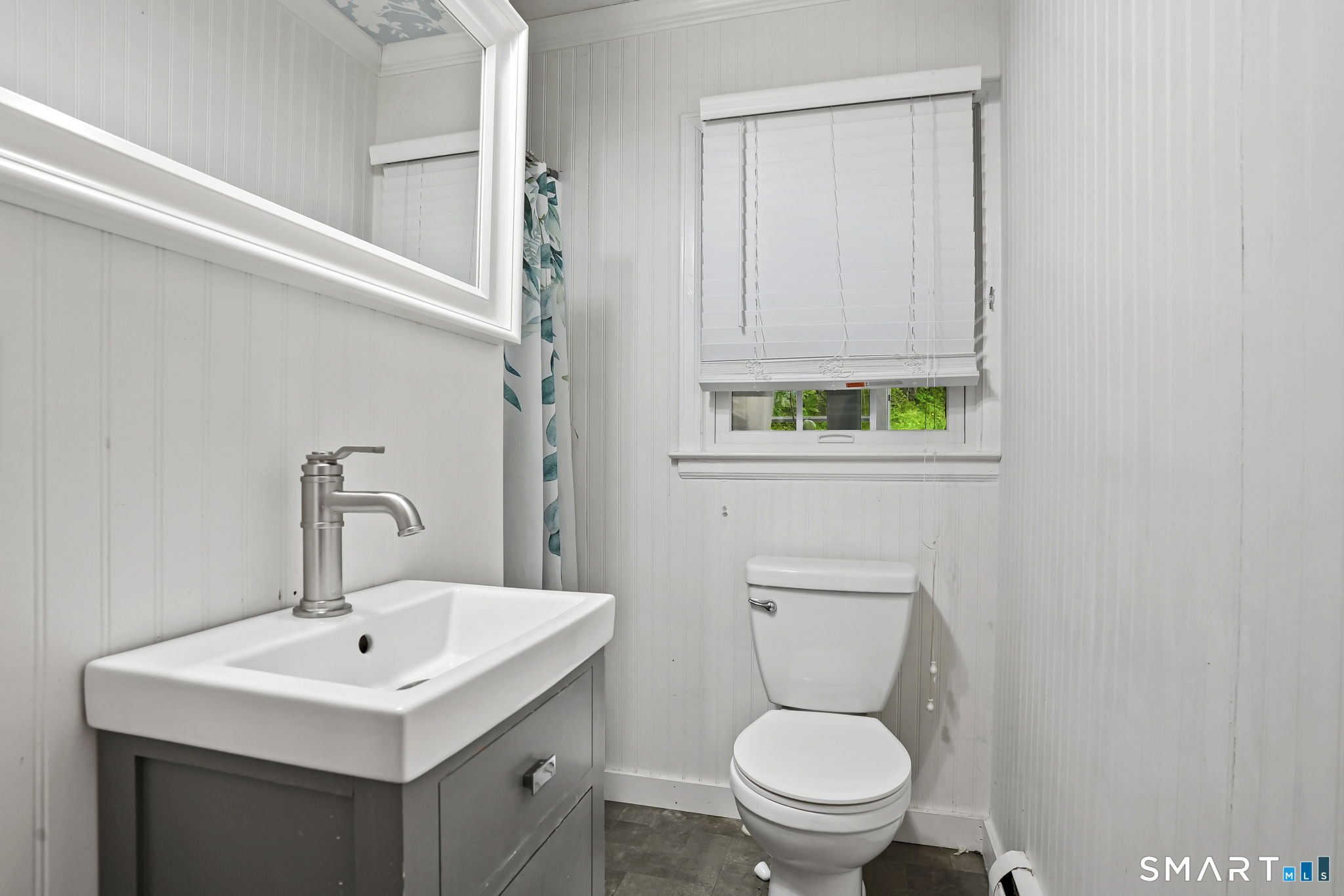 39 North Main Street Sharon, CT 06069 - Photo 11 of 36
