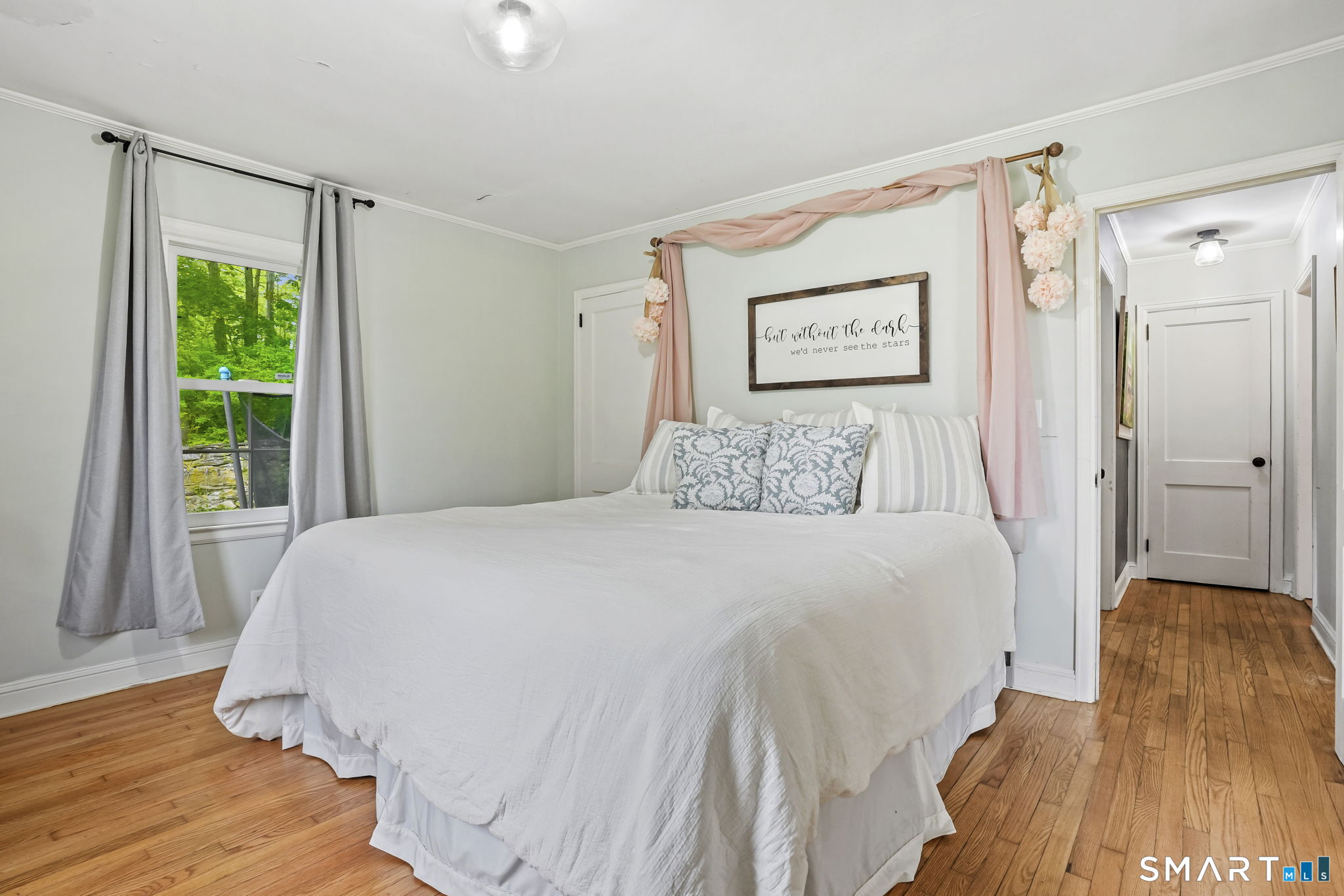 39 North Main Street Sharon, CT 06069 - Photo 12 of 36