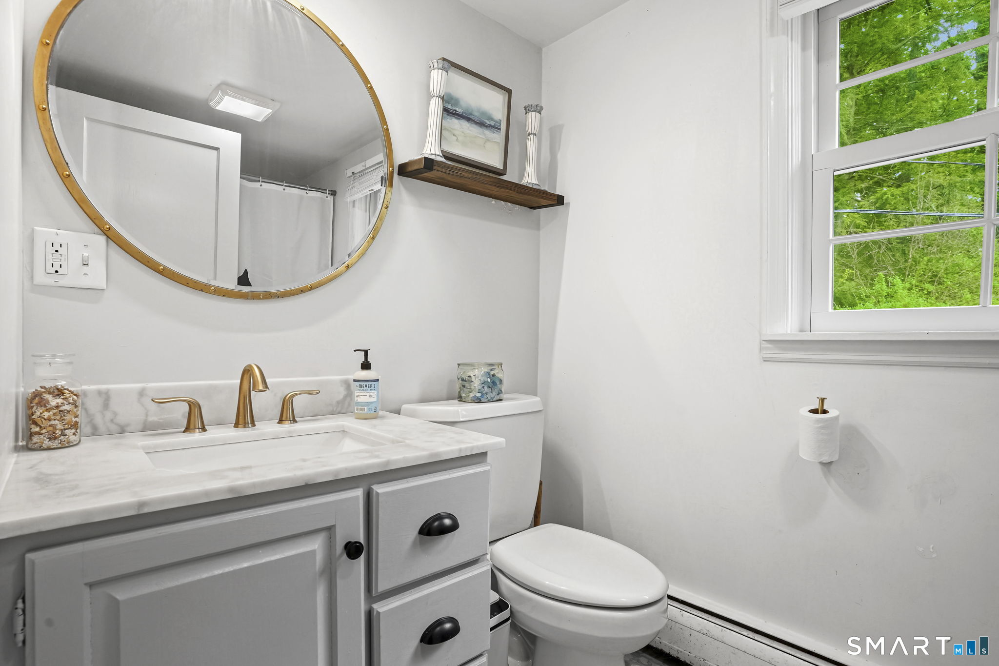 39 North Main Street Sharon, CT 06069 - Photo 16 of 36