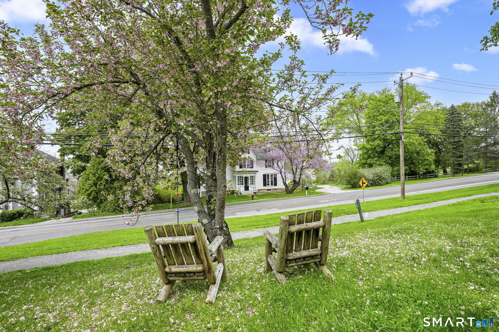 39 North Main Street Sharon, CT 06069 - Photo 28 of 36
