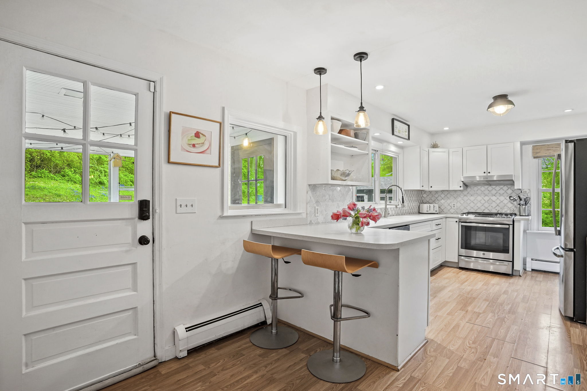 39 North Main Street Sharon, CT 06069 - Photo 7 of 36