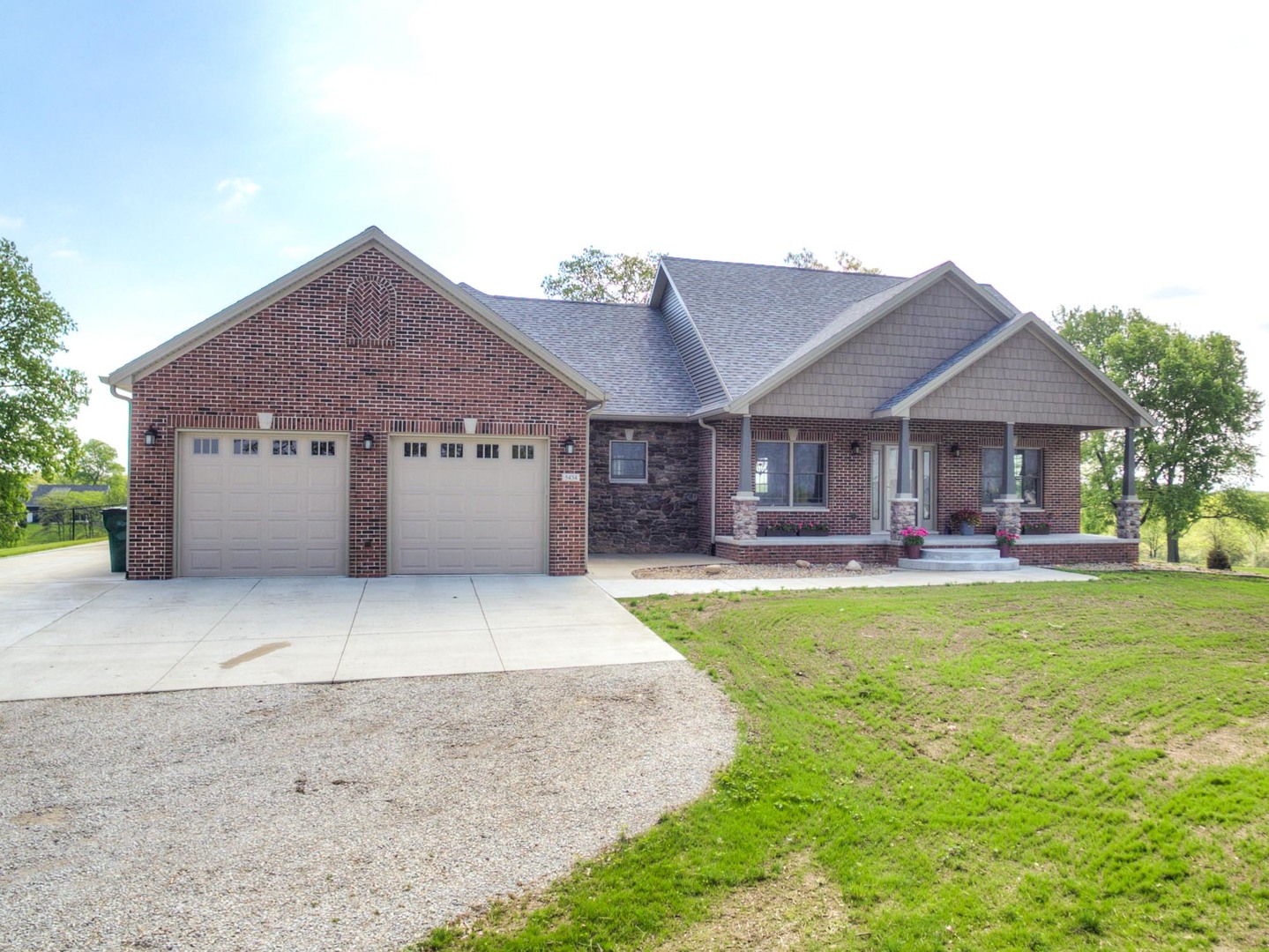 5434 Brush College Road Clinton, IL 61727 - Photo 7 of 36