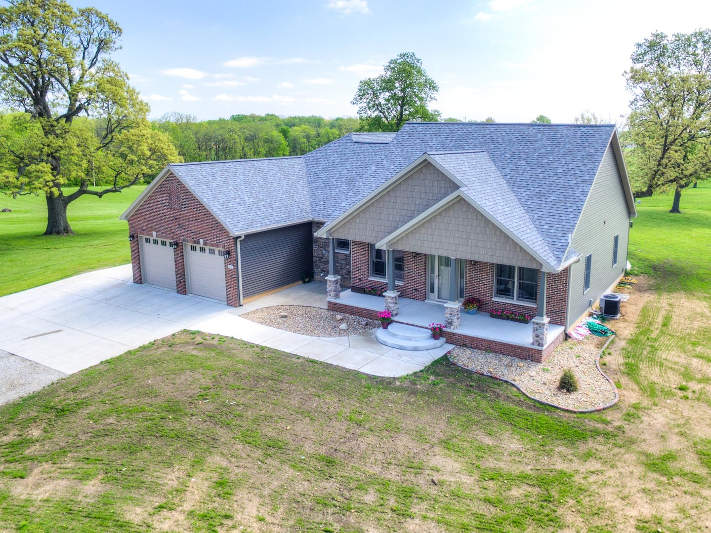 5434 Brush College Road Clinton, IL 61727 - Photo 8 of 36
