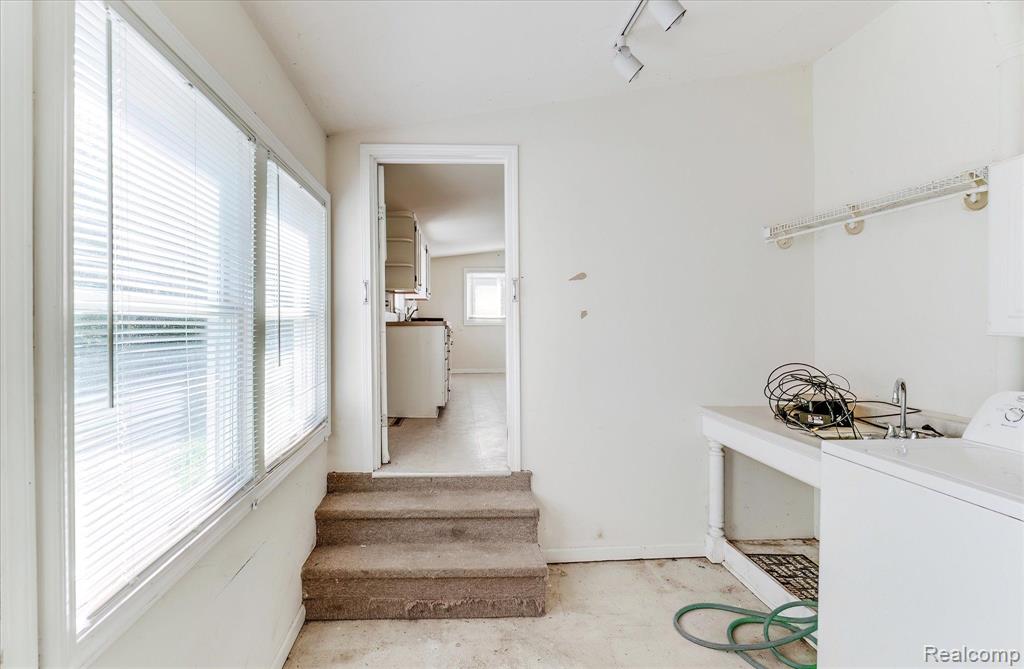 819 Francis Street Rochester Hills, MI 48307 - Photo 22 of 25