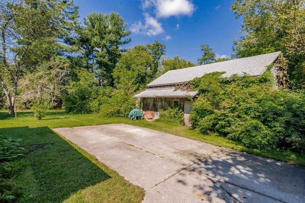 84 East Longmeadow Road Hampden, MA 01036 - Photo 8 of 40