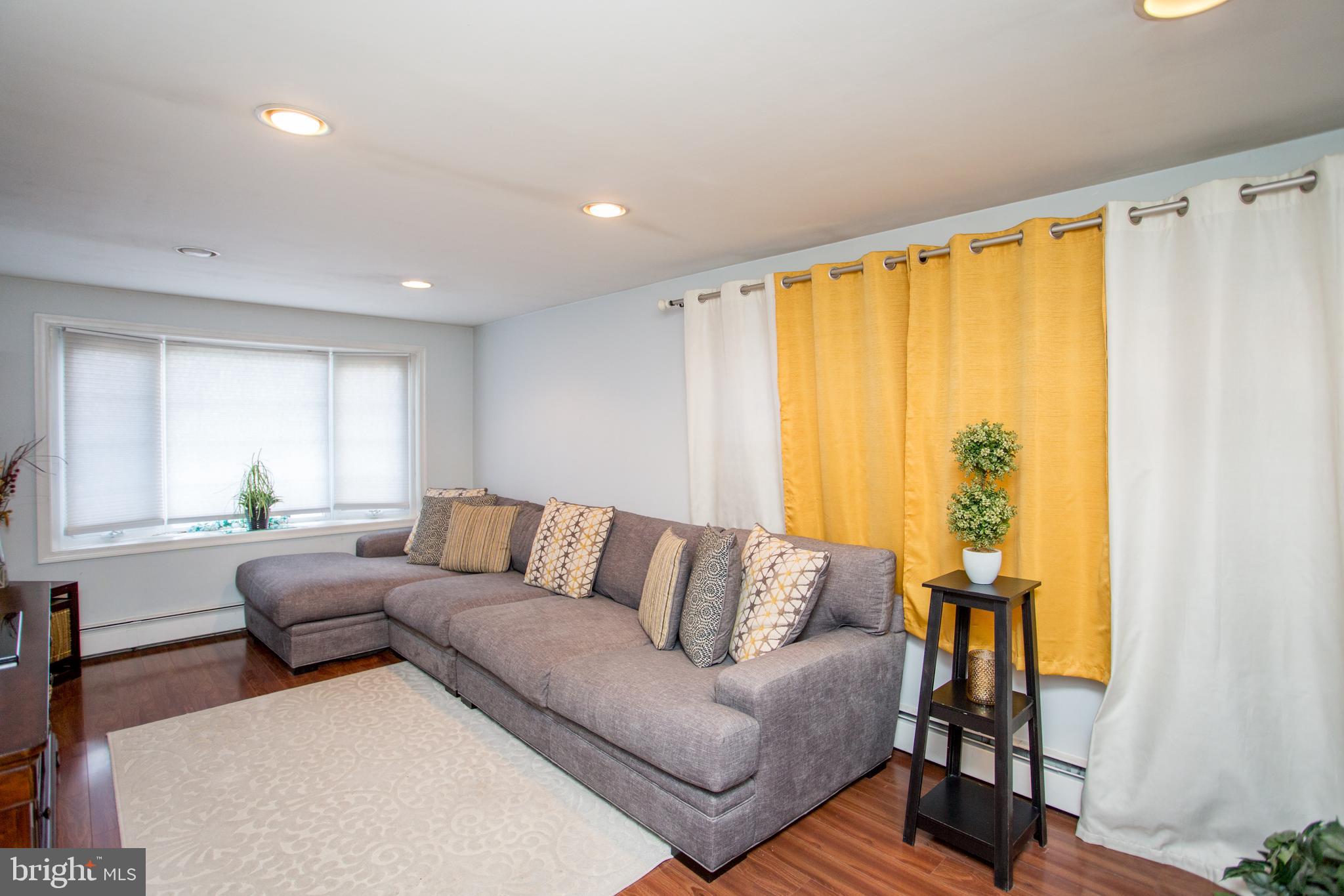 61 Tweed Road Levittown, PA 19056 - Photo 23 of 64