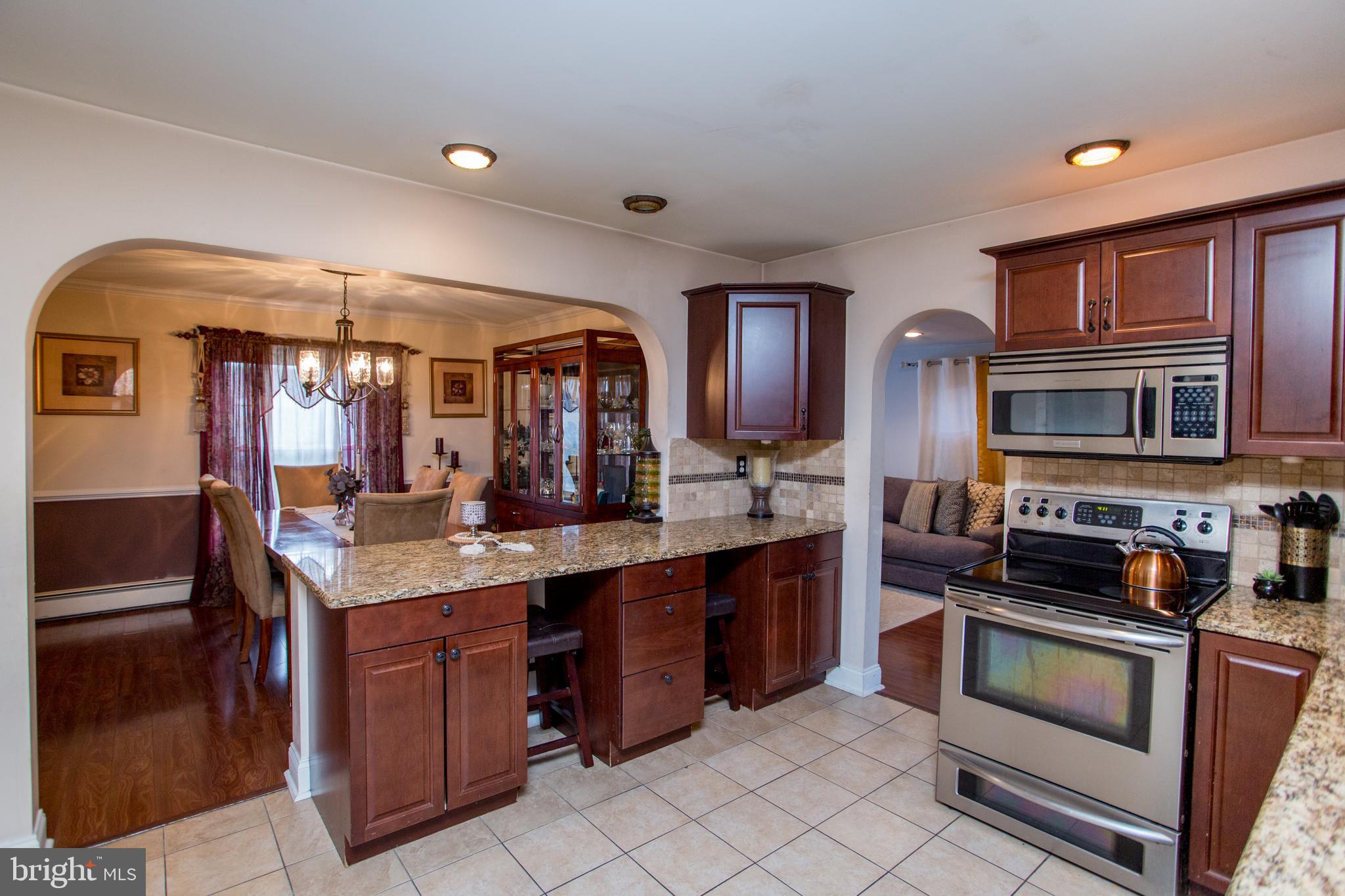 61 Tweed Road Levittown, PA 19056 - Photo 28 of 64