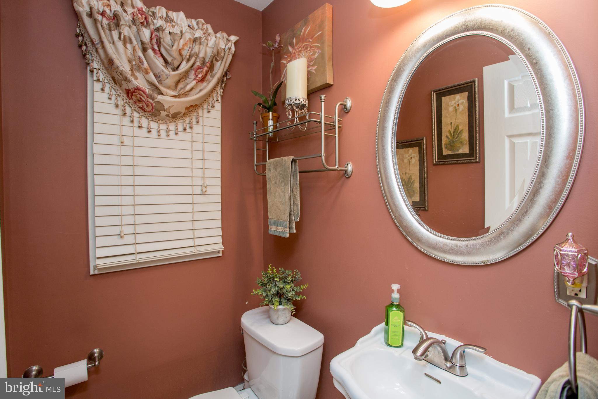 61 Tweed Road Levittown, PA 19056 - Photo 41 of 64