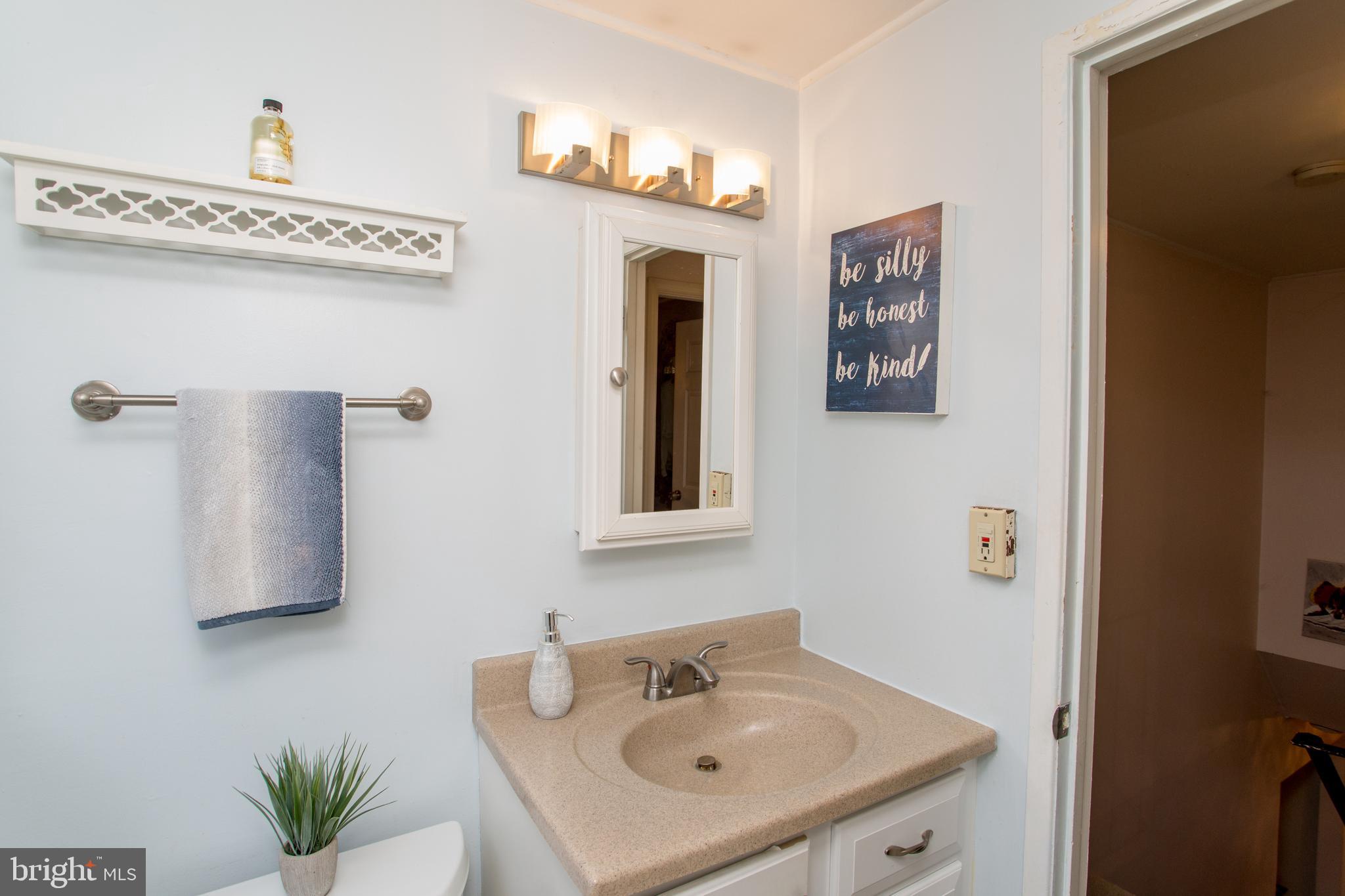 61 Tweed Road Levittown, PA 19056 - Photo 57 of 64