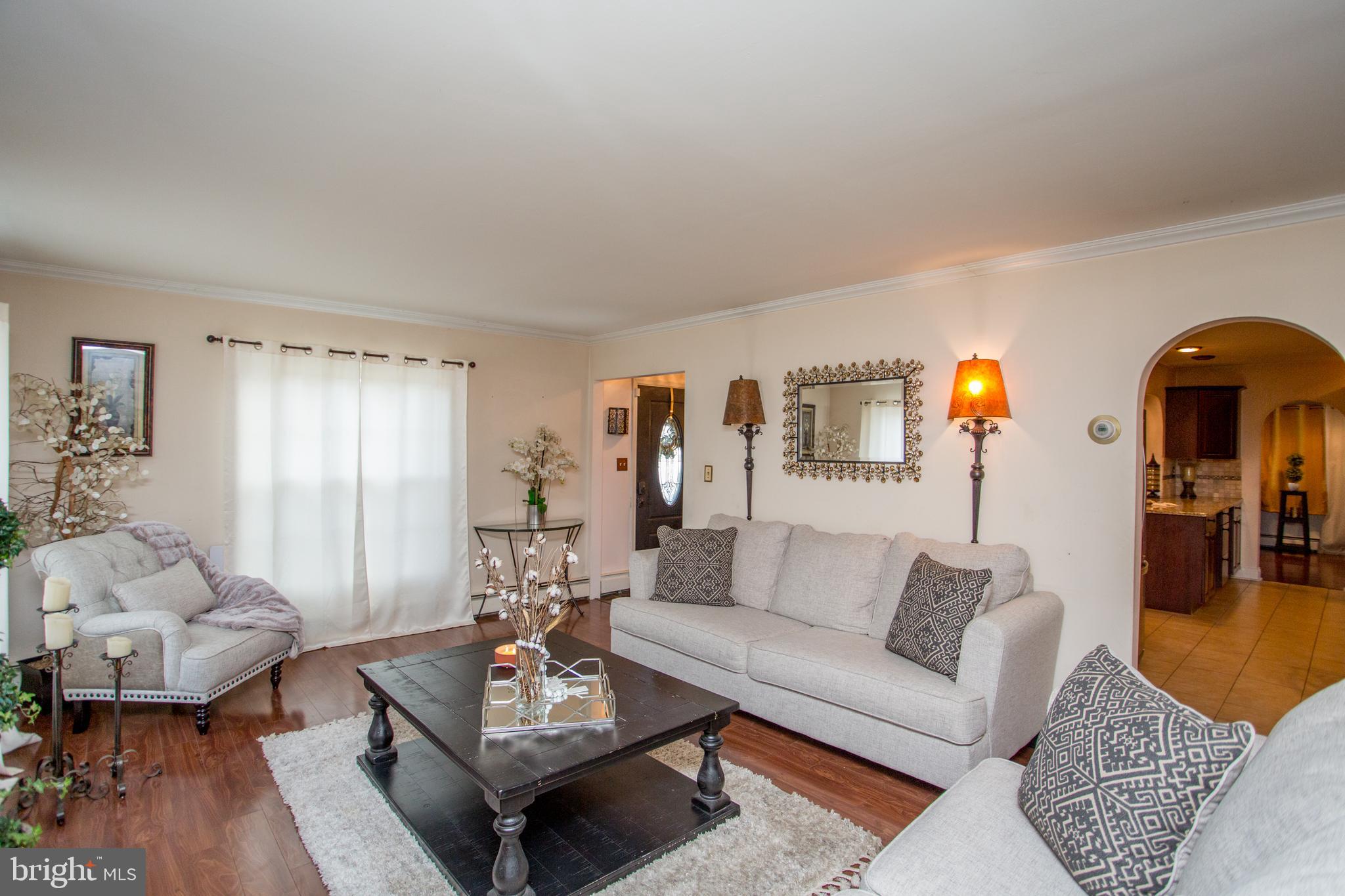 61 Tweed Road Levittown, PA 19056 - Photo 7 of 64