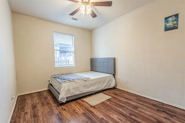 $2,700 | 307 Autumn Creek Lane, Richmond, TX 77406