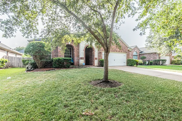 $2,700 | 307 Autumn Creek Lane, Richmond, TX 77406