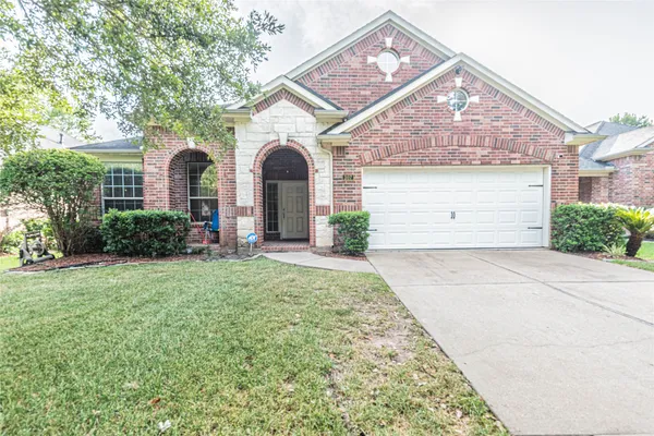 $2,700 | 307 Autumn Creek Lane, Richmond, TX 77406
