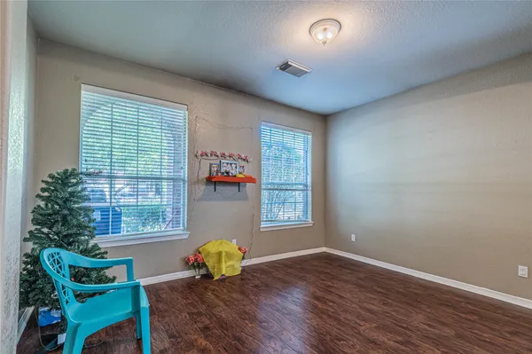 $2,700 | 307 Autumn Creek Lane, Richmond, TX 77406