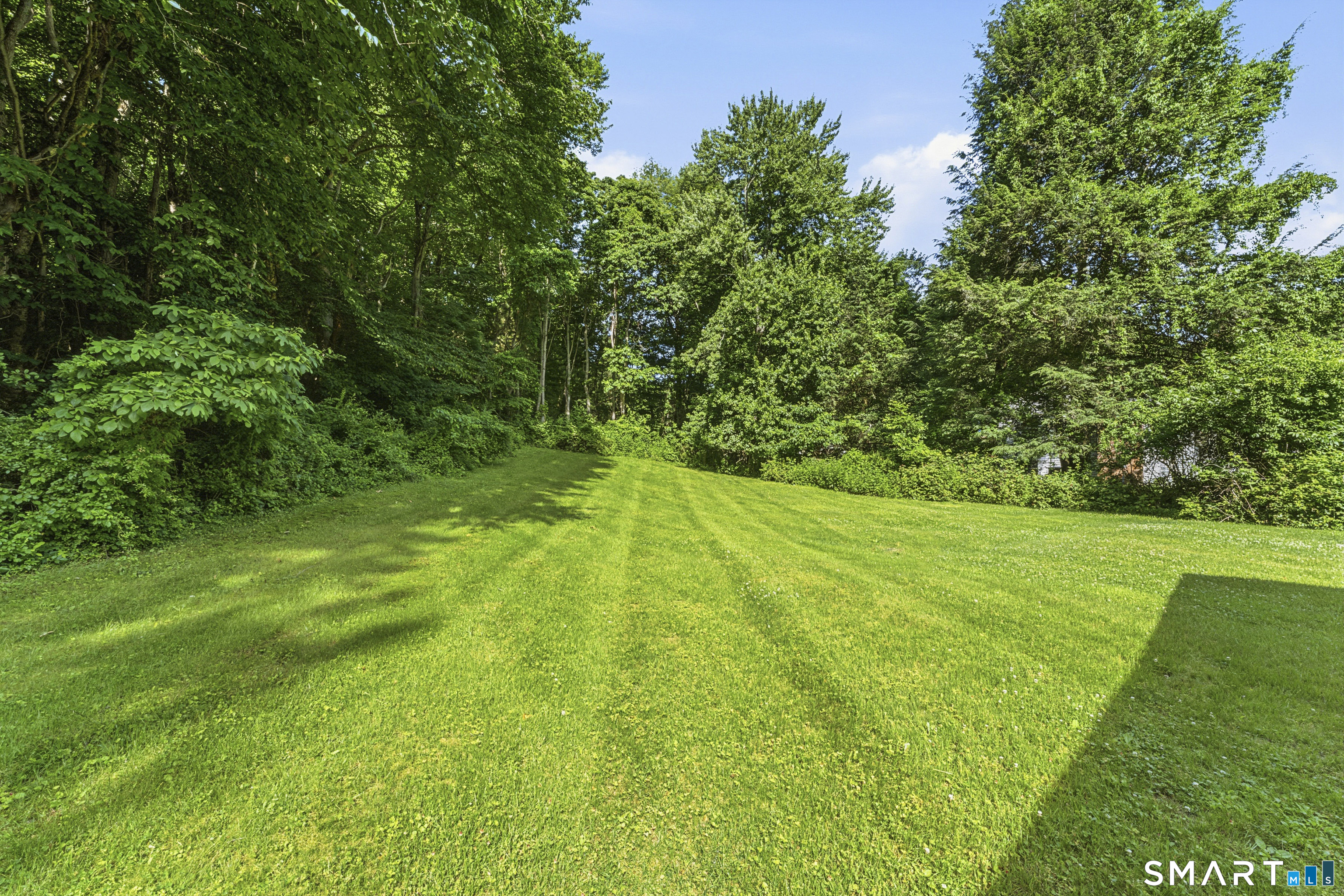 14 Saw Mill Road Newtown, CT 06470 - Photo 30 of 35