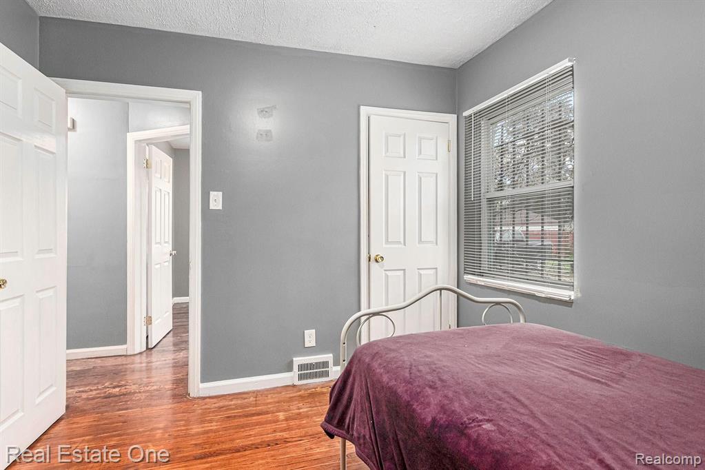 16544 Rutherford Street Detroit, MI 48235 - Photo 13 of 22