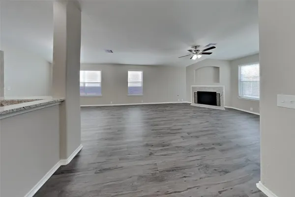 $2,200 | 19923 Juniper Berry Drive, Richmond, TX 77407