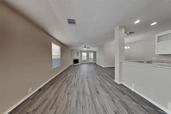 $2,200 | 19923 Juniper Berry Drive, Richmond, TX 77407