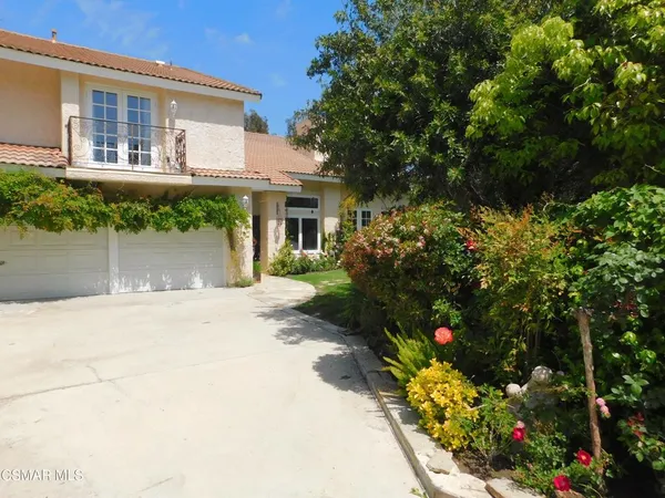 $2,300 | 27437 Freetown Lane, Agoura Hills, CA 91301