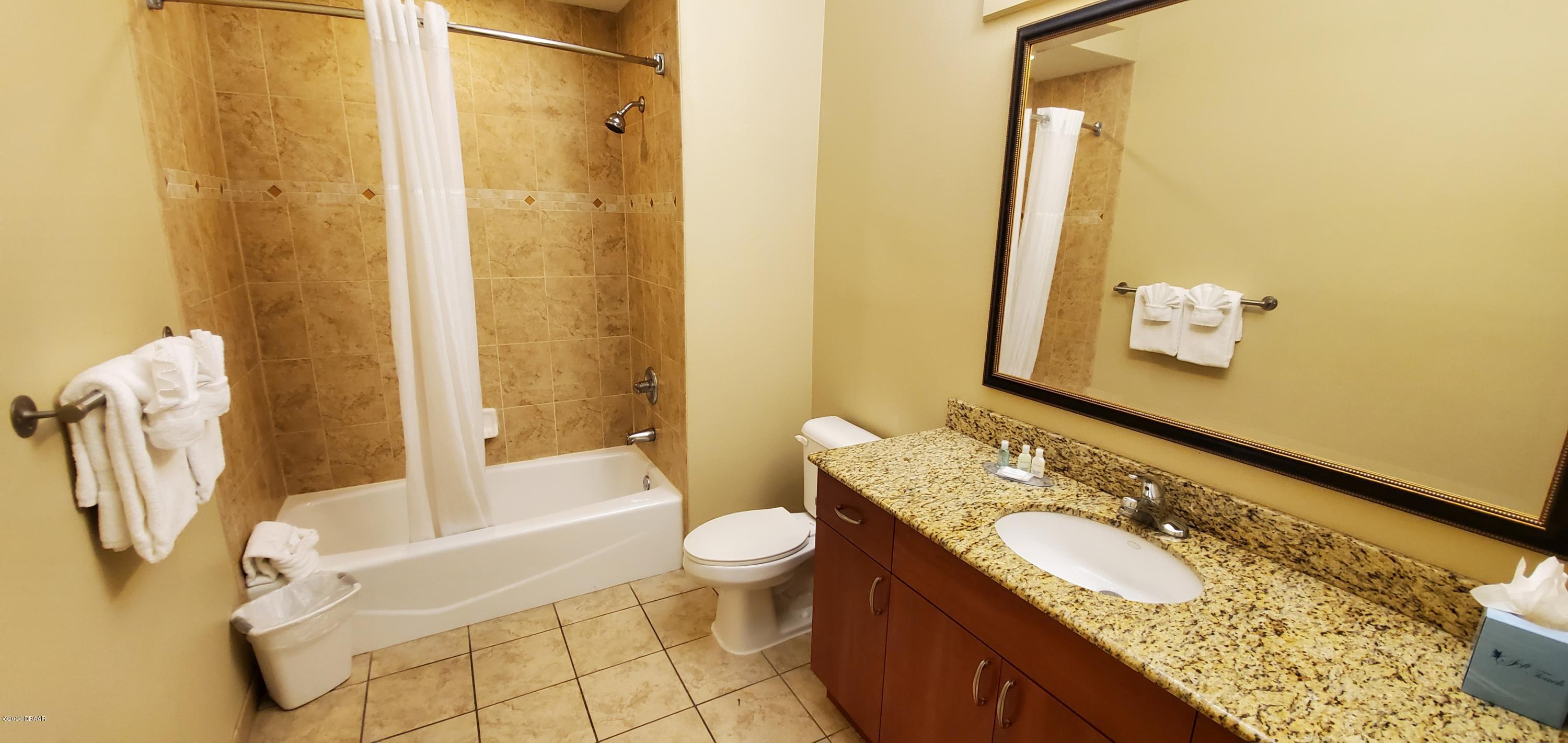 1653 Highway 1, Unit 328 Ormond Beach, FL 32174 - Photo 9 of 14 UNIT 1 BATH