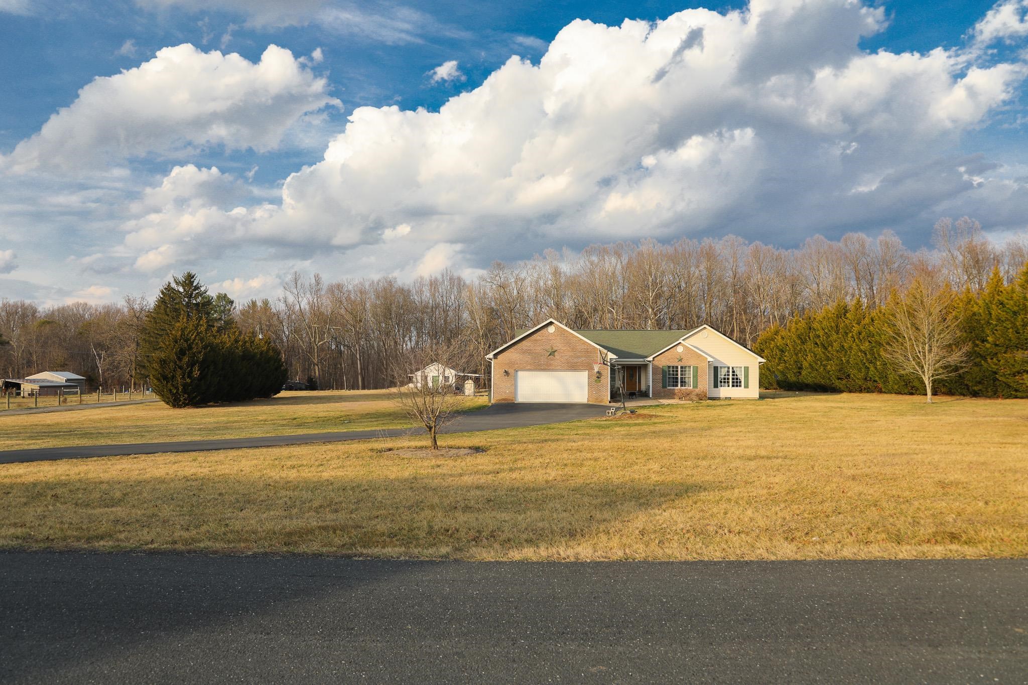 232 Mine Branch Road Crimora, VA 24431 - Photo 5 of 74