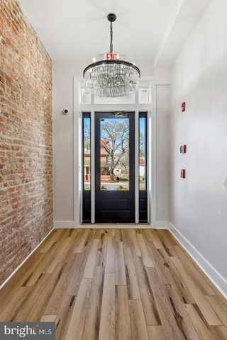 $1,800 | 515 East Washington Street, Unit 101, Charles Town, WV 25414