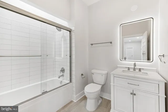 $1,800 | 515 East Washington Street, Unit 101, Charles Town, WV 25414