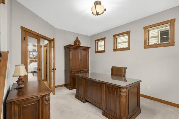 $894,900 | 10590 Watersedge Lane, Woodbury, MN 55129