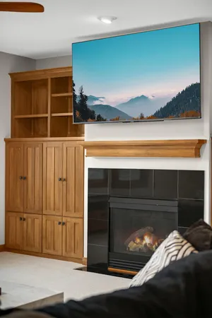 $894,900 | 10590 Watersedge Lane, Woodbury, MN 55129