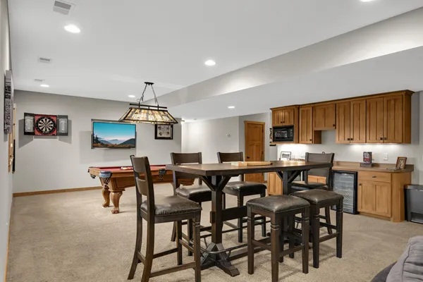 $894,900 | 10590 Watersedge Lane, Woodbury, MN 55129