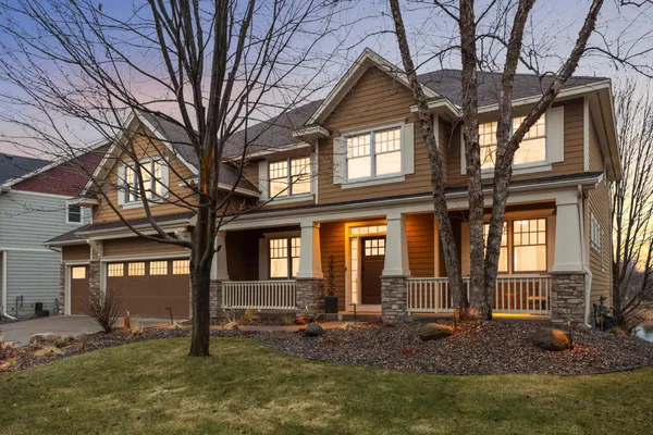 $894,900 | 10590 Watersedge Lane, Woodbury, MN 55129