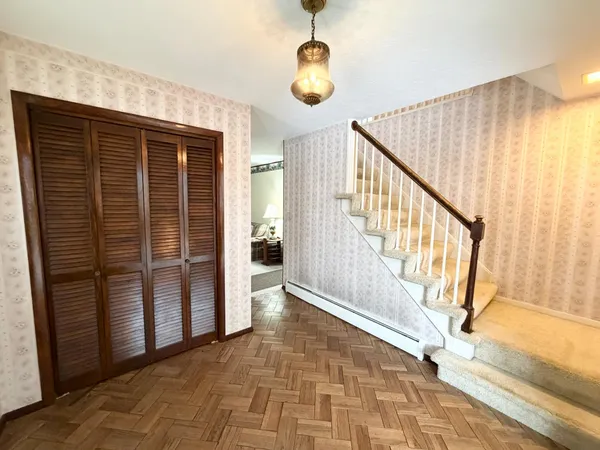 $335,000 | 390 North Golf Manor Road, Connersville, IN 47331