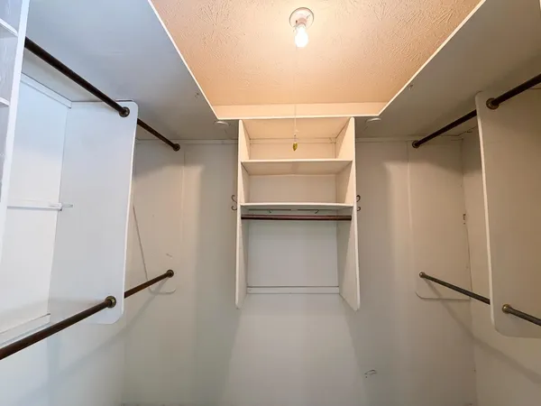 $335,000 | 390 North Golf Manor Road, Connersville, IN 47331