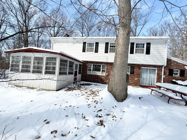 $335,000 | 390 North Golf Manor Road, Connersville, IN 47331