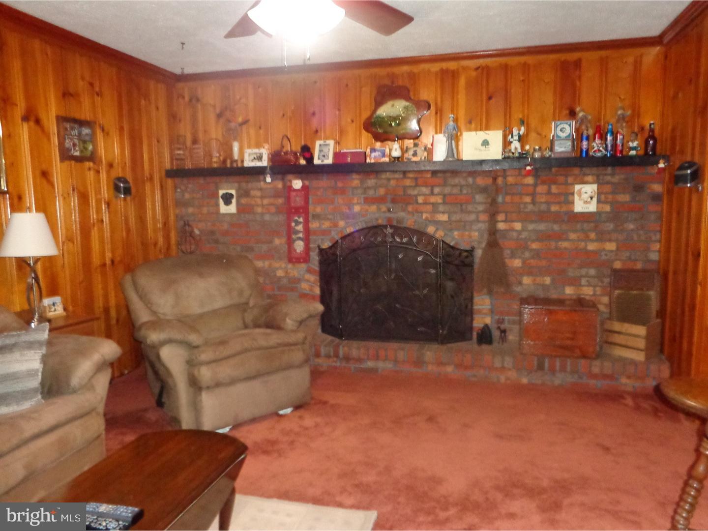 16 Livingstone Road Sewell, NJ 08080 - Photo 12 of 15 Family Room