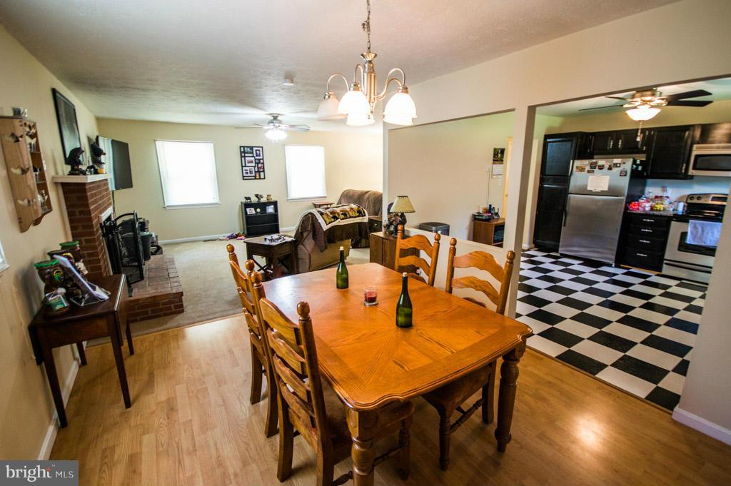 103 Ash Road Front Royal, VA 22630 - Photo 7 of 30 Dining Room